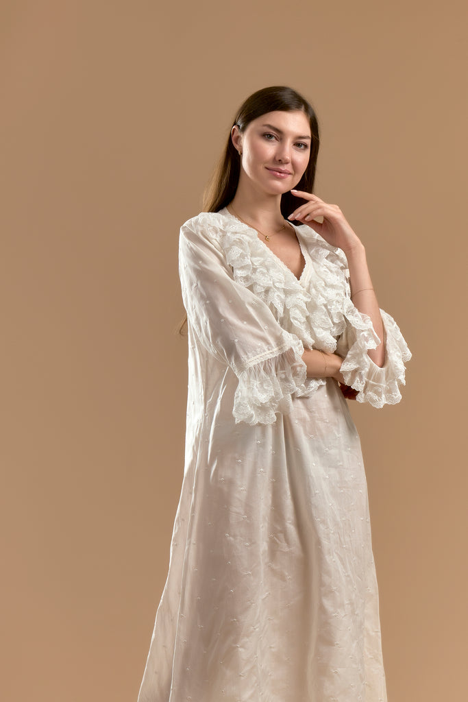 Cotton Jalabiya with Long Sleeves & Lace with Button - Ivory - silk touch